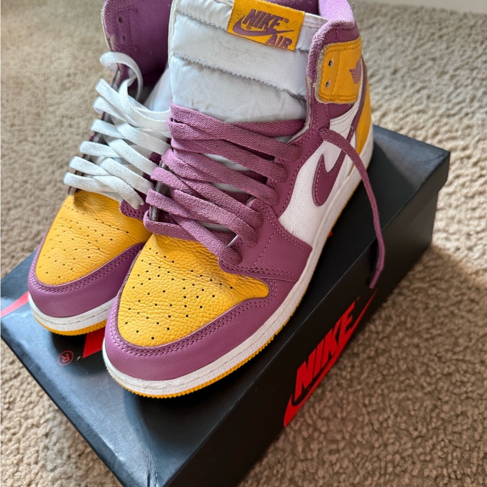 Nike Kids Sneakers - Purple and Yellow